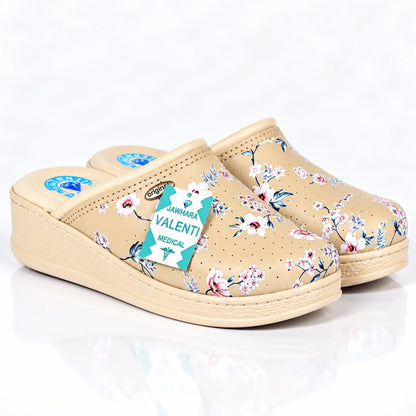 Sabot médical femme beige à motif floral Valenti